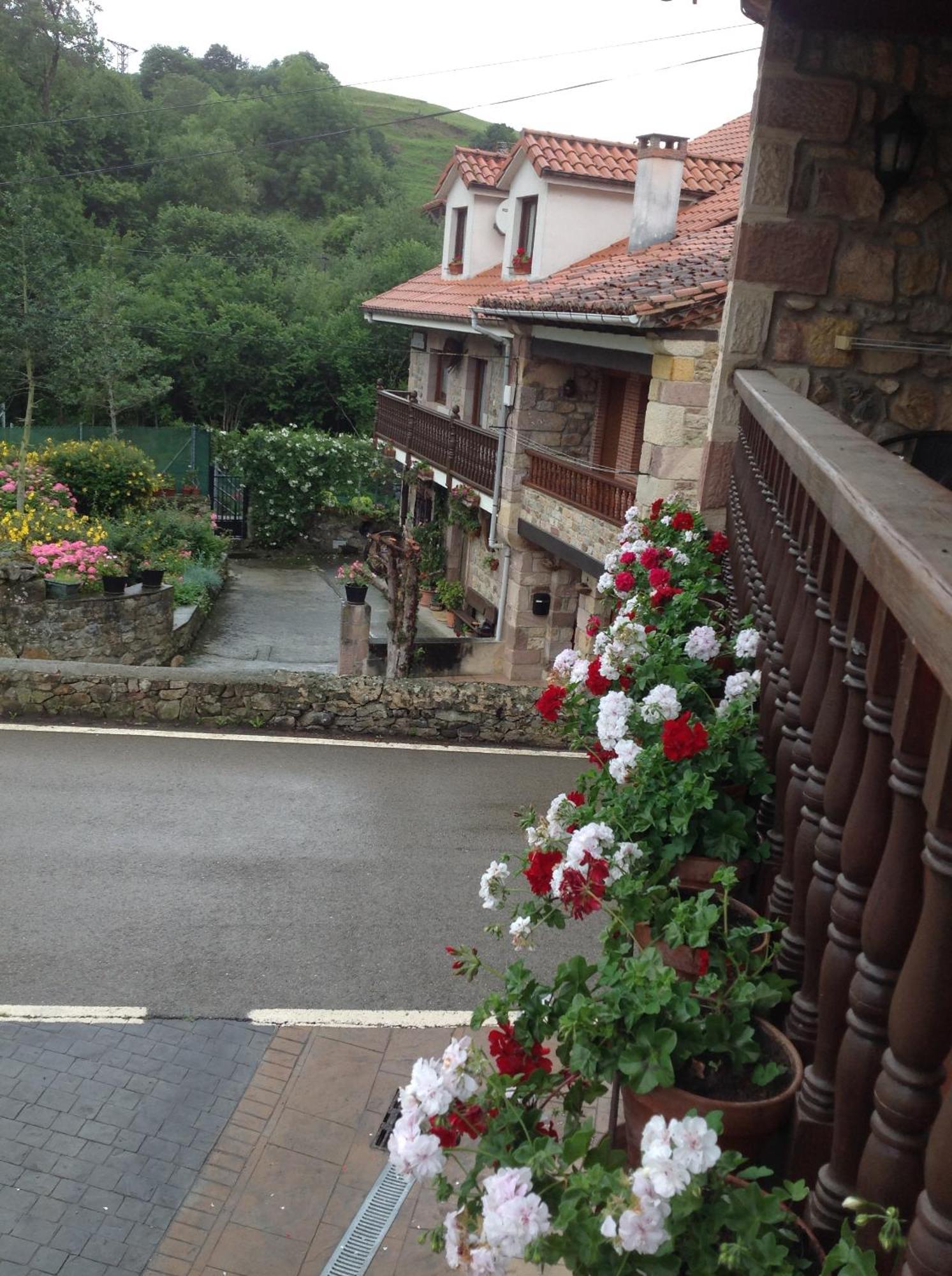 Posada Rural Peñasagra Quintanilla Exterior foto